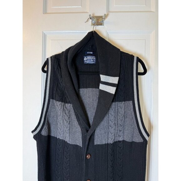American Rag Cie Men's Sweater Grey & Black Sweater Vest with Wood Buttons XXL - Picture 3 of 12
